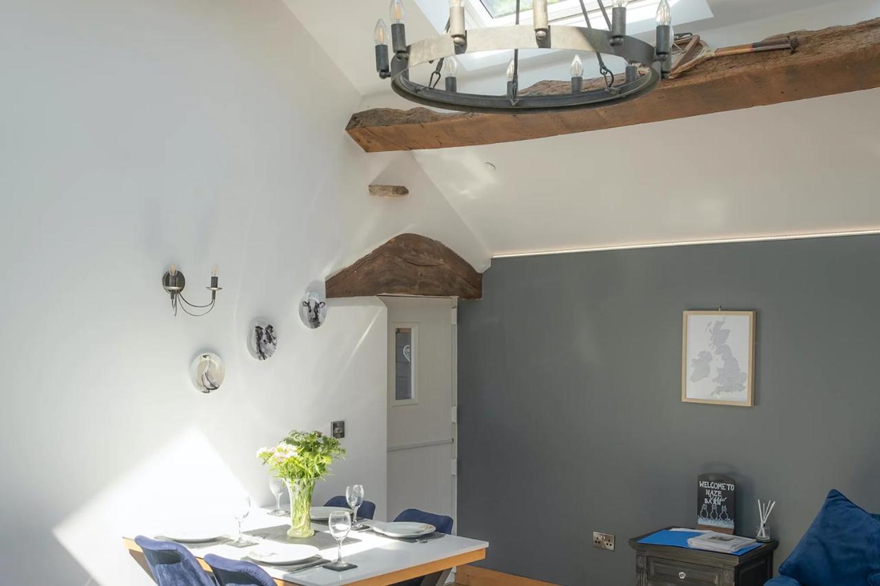 Naze View Barn - Cosy, With Mod Cons